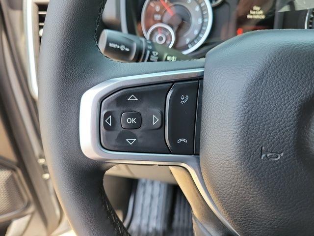 RAM 1500 Big Horn Crew Cab SWB 4WD 2025