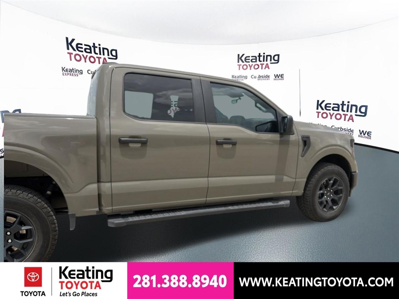 Ford F-150 STX SuperCrew 4WD 2025