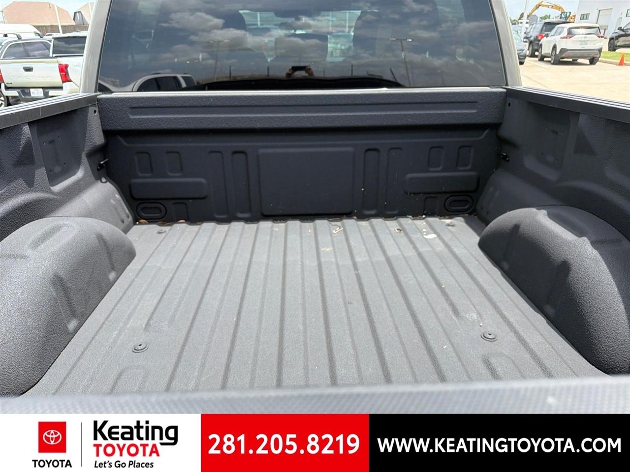 Ford F-150 STX SuperCrew 4WD 2025