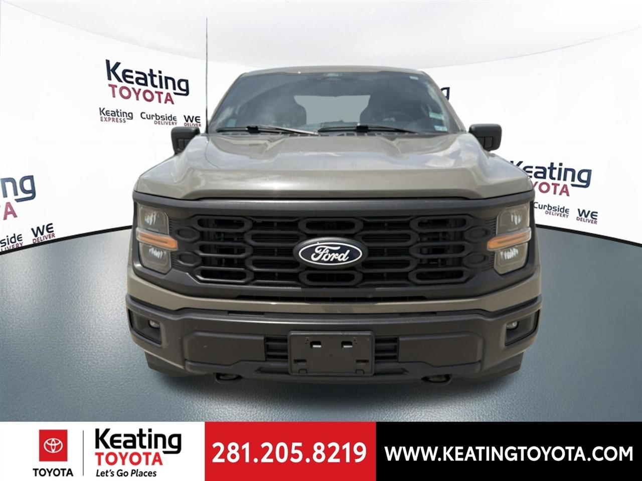 Ford F-150 STX SuperCrew 4WD 2025
