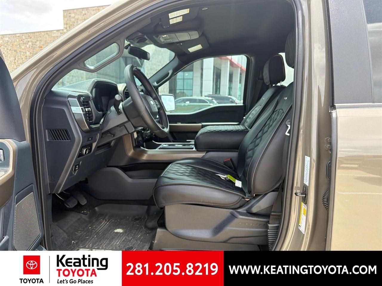 Ford F-150 STX SuperCrew 4WD 2025