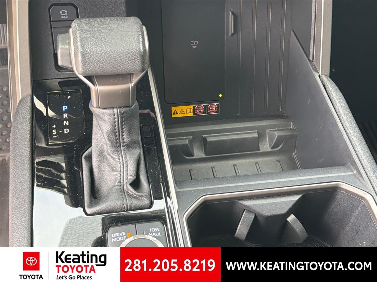Toyota Tundra Limited CrewMax 2WD 2025