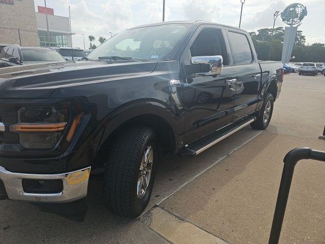 Ford F-150 XLT SuperCrew 4WD 2024