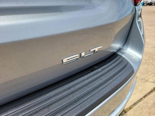 GMC Yukon SLT 2WD 2023