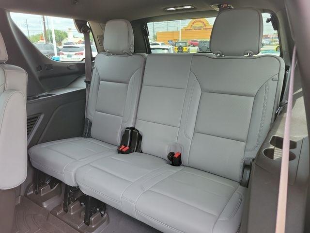 GMC Yukon SLT 2WD 2023