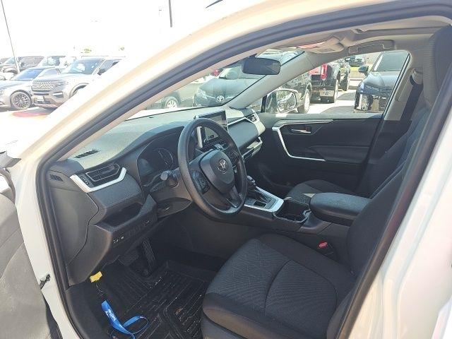 Toyota RAV4 XLE AWD 2025