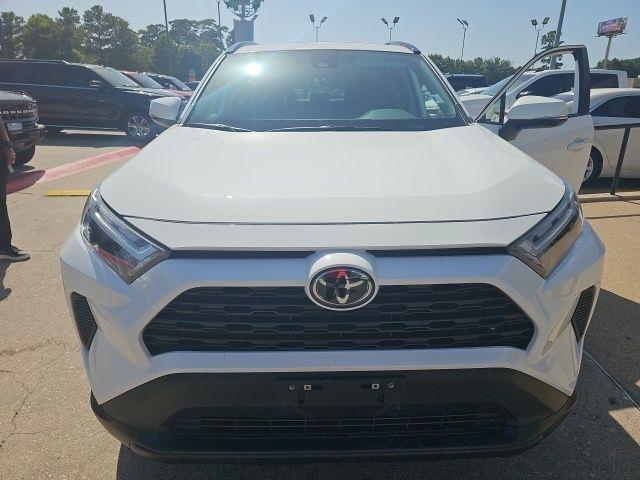 Toyota RAV4 XLE AWD 2025