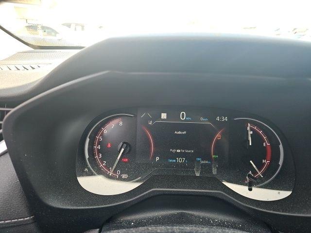 Toyota RAV4 XLE AWD 2025