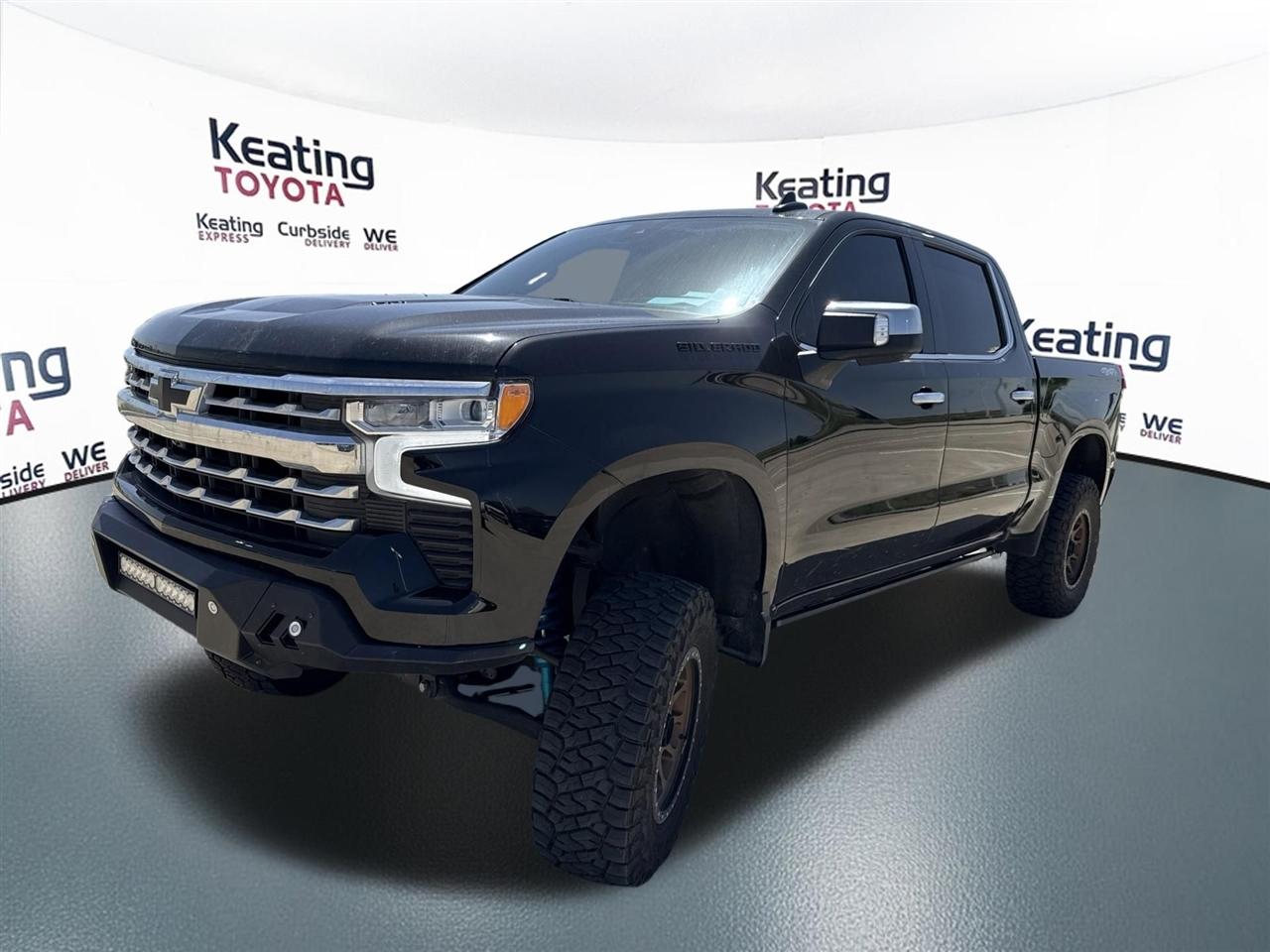 Chevrolet Silverado 1500 LTZ Crew Cab 4WD 2023