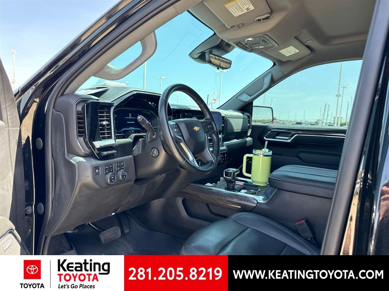 Chevrolet Silverado 1500 LTZ Crew Cab 4WD 2023
