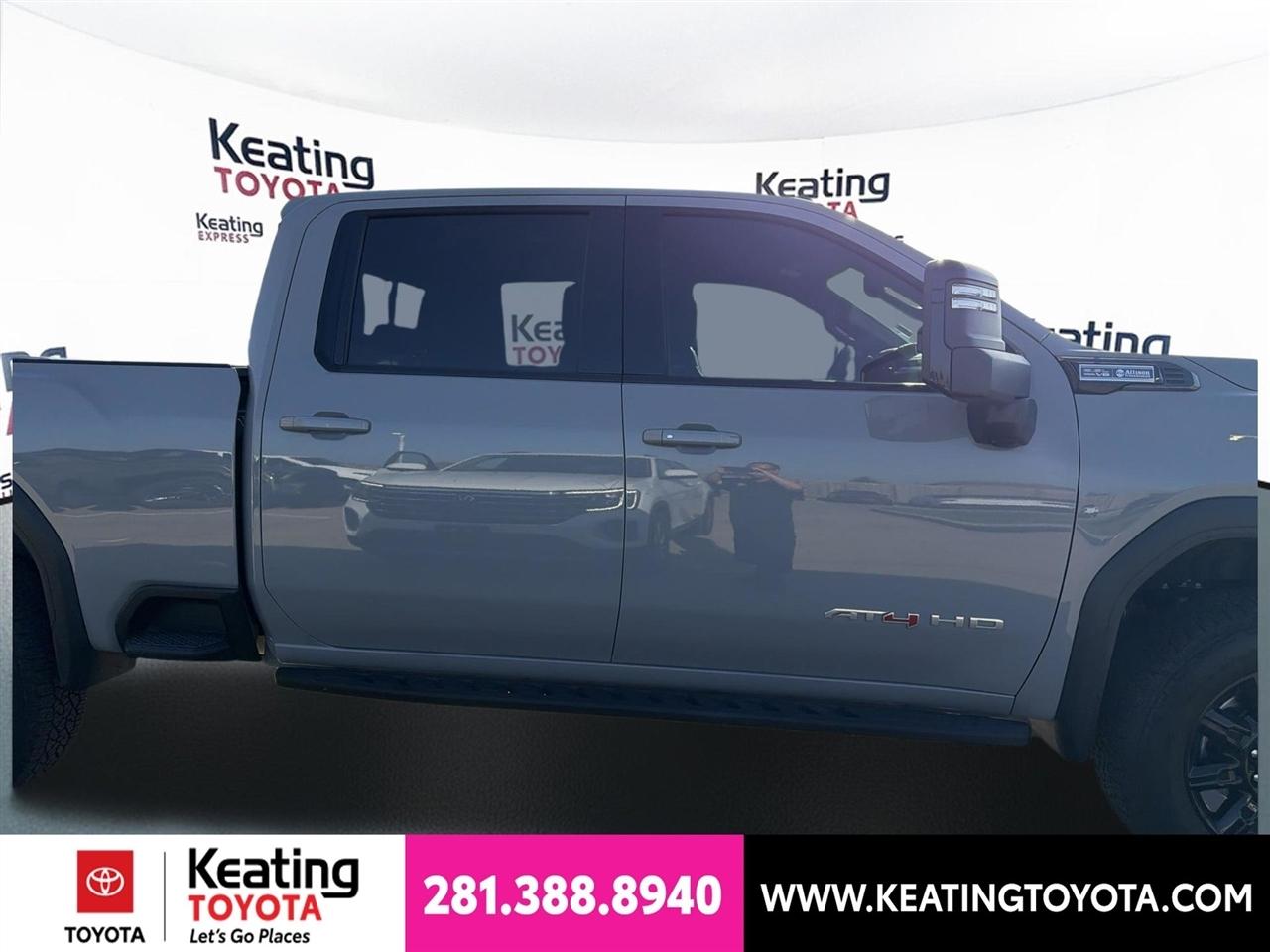GMC Sierra 2500HD AT4 Crew Cab 4WD 2025