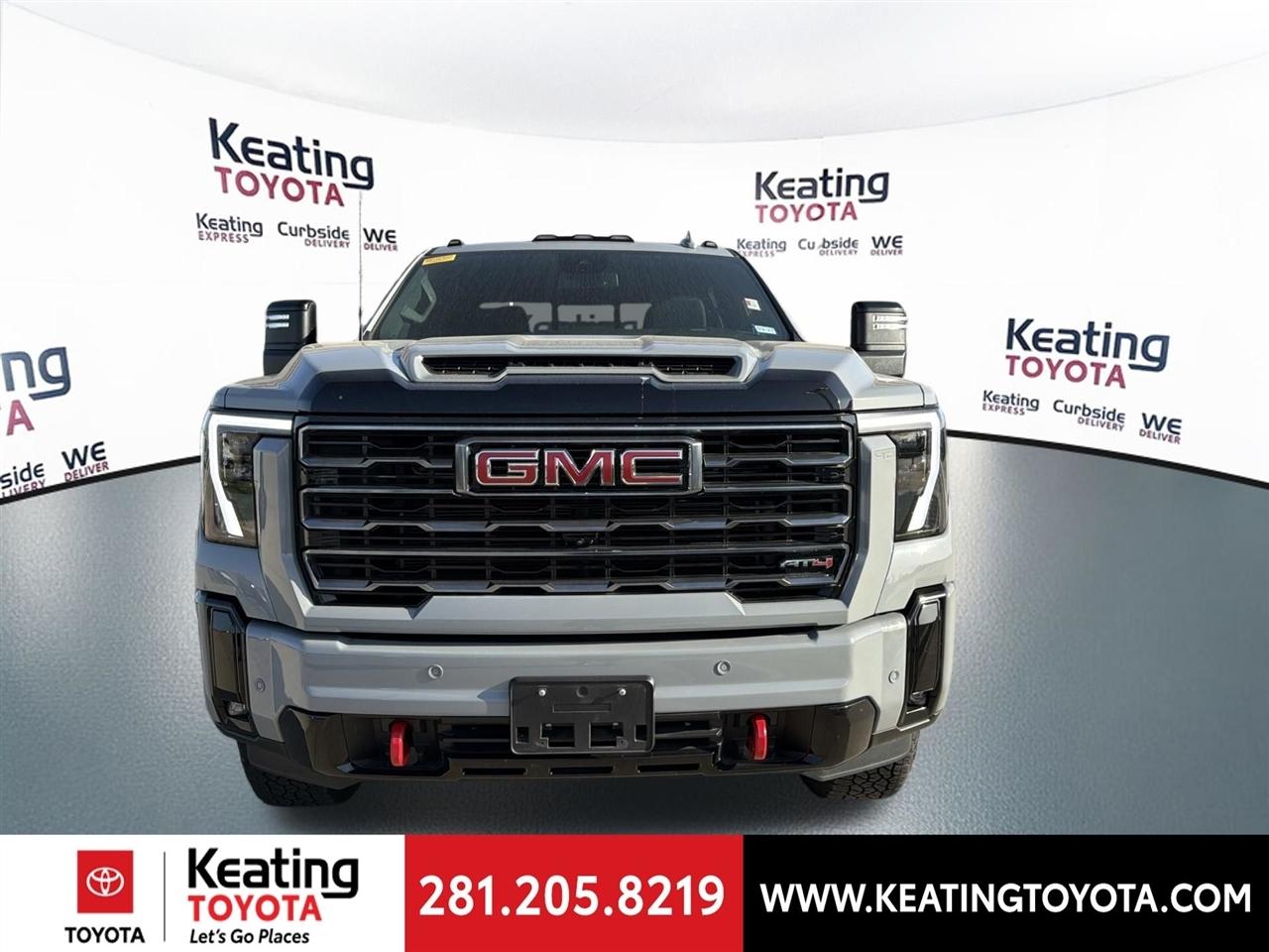 GMC Sierra 2500HD AT4 Crew Cab 4WD 2025