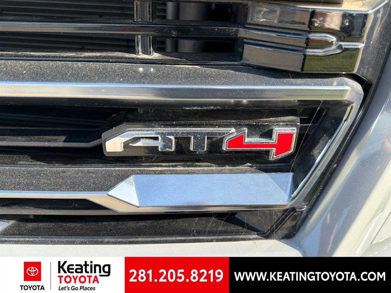 GMC Sierra 2500HD AT4 Crew Cab 4WD 2025