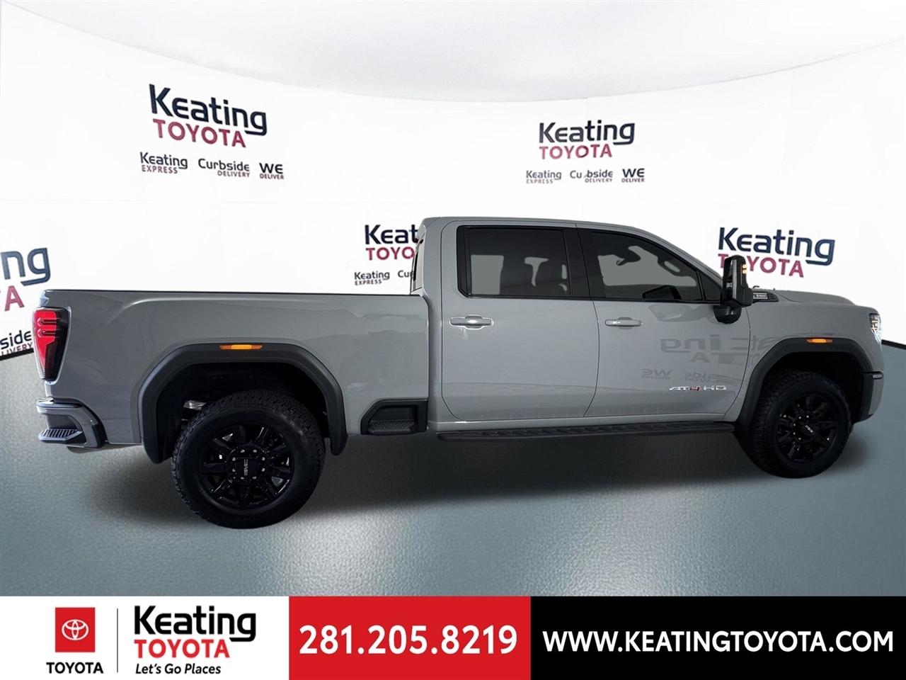 GMC Sierra 2500HD AT4 Crew Cab 4WD 2025