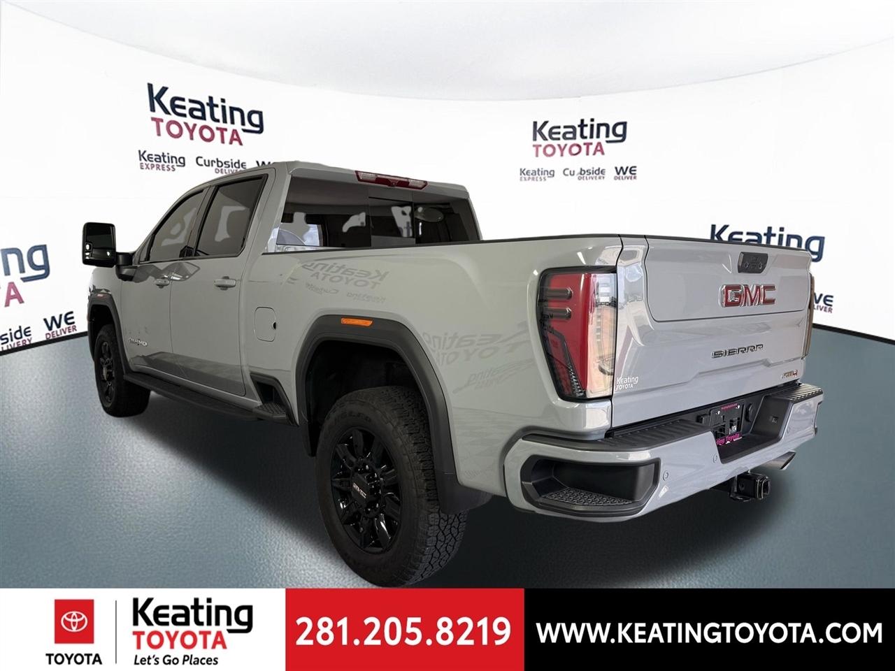GMC Sierra 2500HD AT4 Crew Cab 4WD 2025