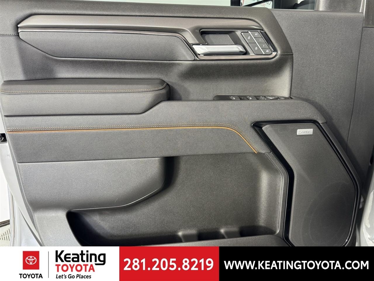 GMC Sierra 2500HD AT4 Crew Cab 4WD 2025