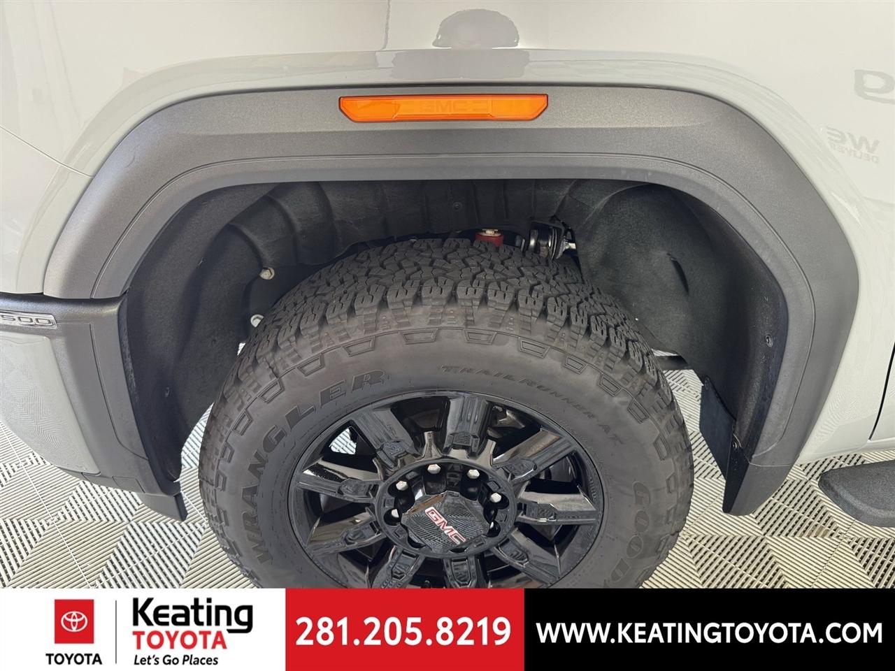 GMC Sierra 2500HD AT4 Crew Cab 4WD 2025
