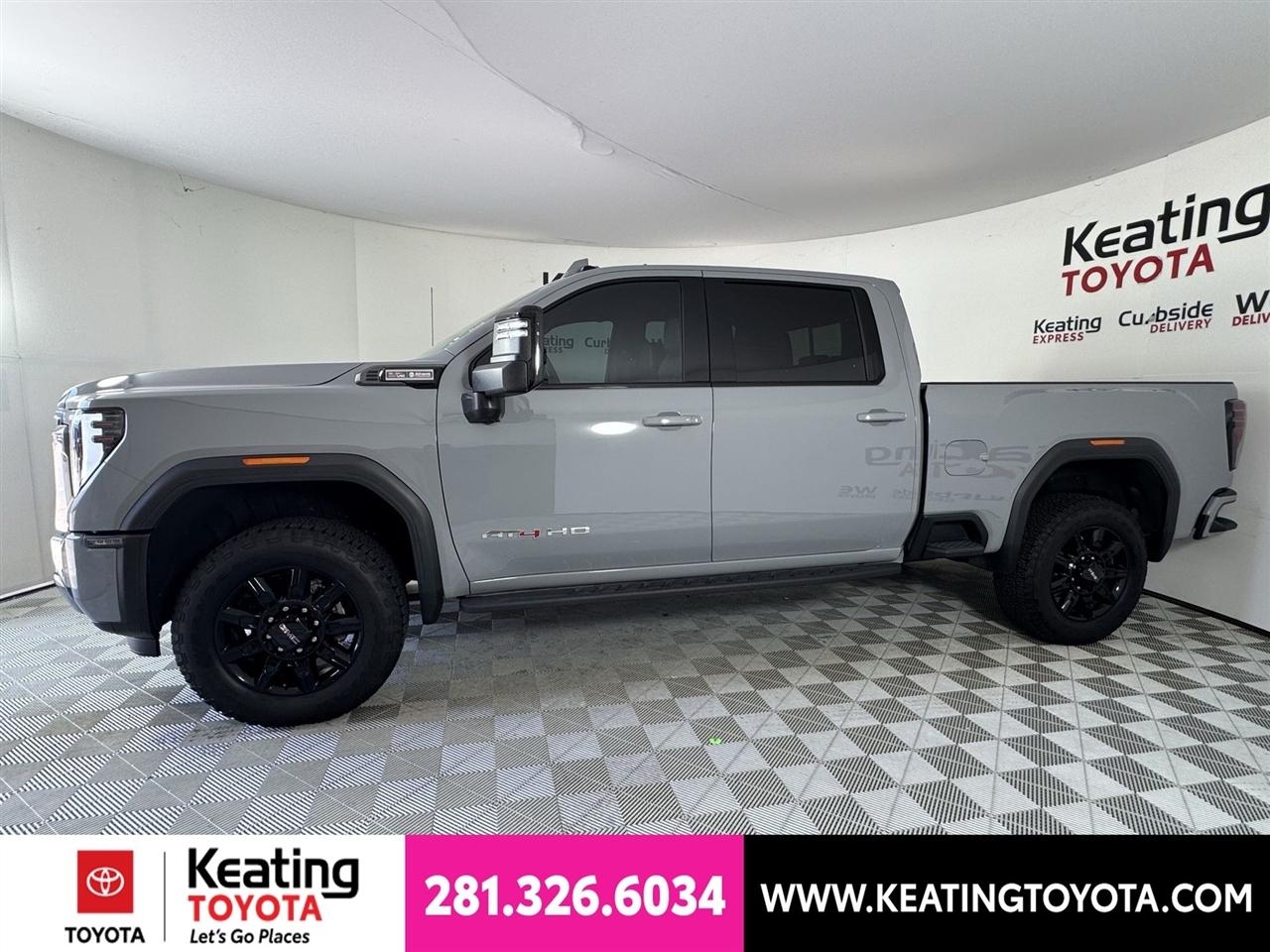 GMC Sierra 2500HD AT4 Crew Cab 4WD 2025