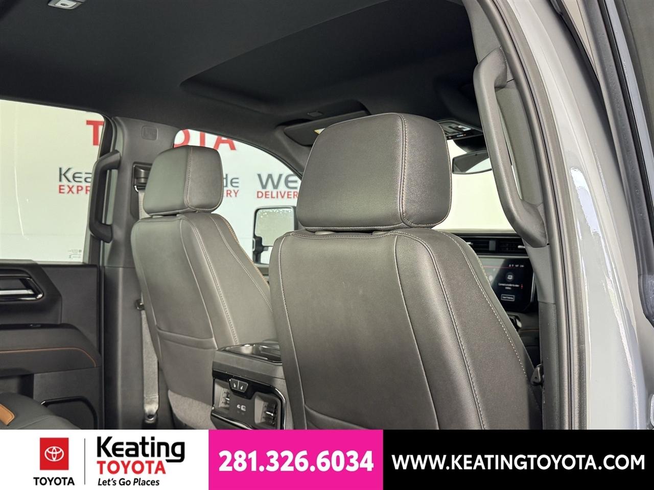 GMC Sierra 2500HD AT4 Crew Cab 4WD 2025