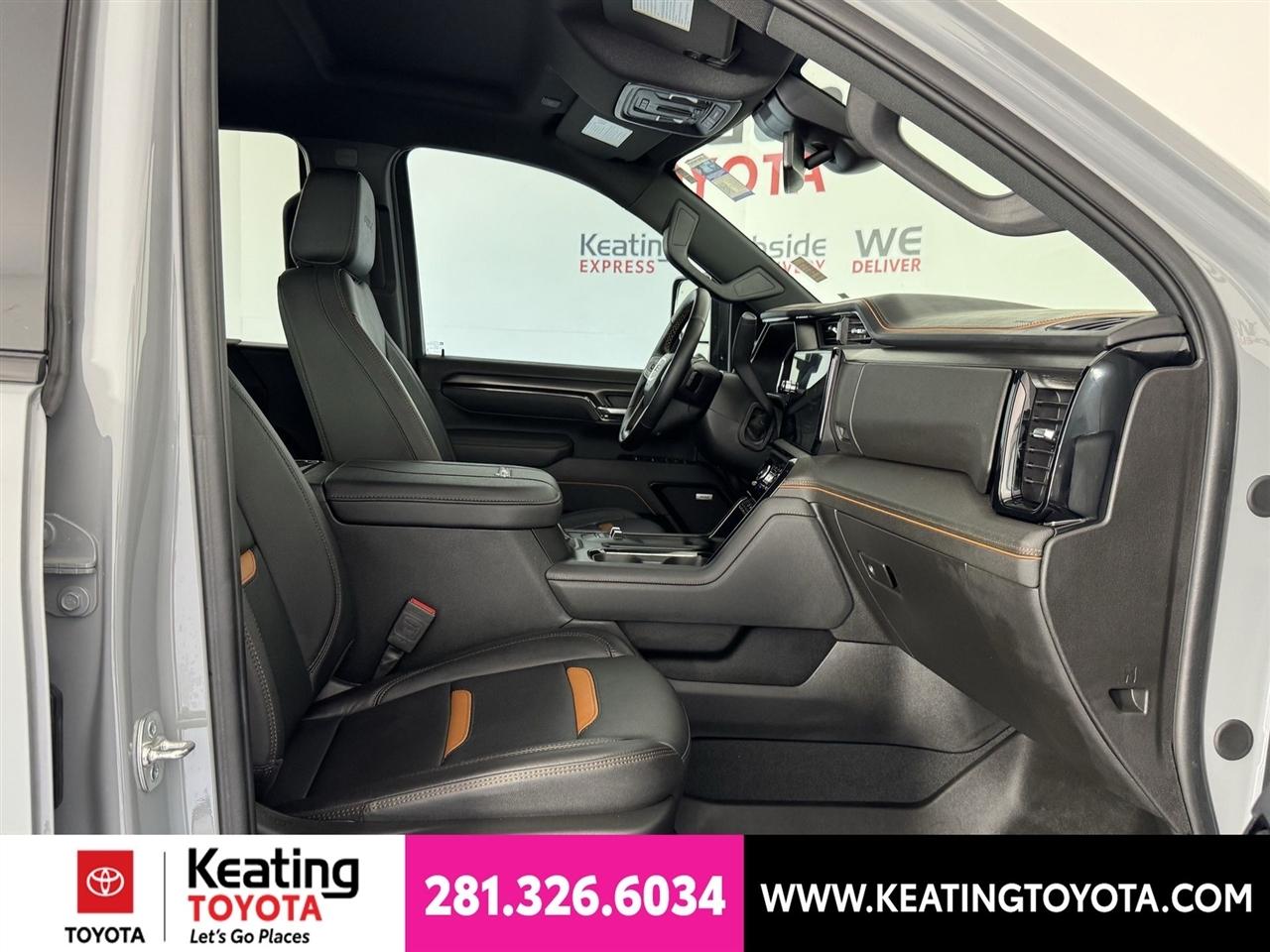 GMC Sierra 2500HD AT4 Crew Cab 4WD 2025