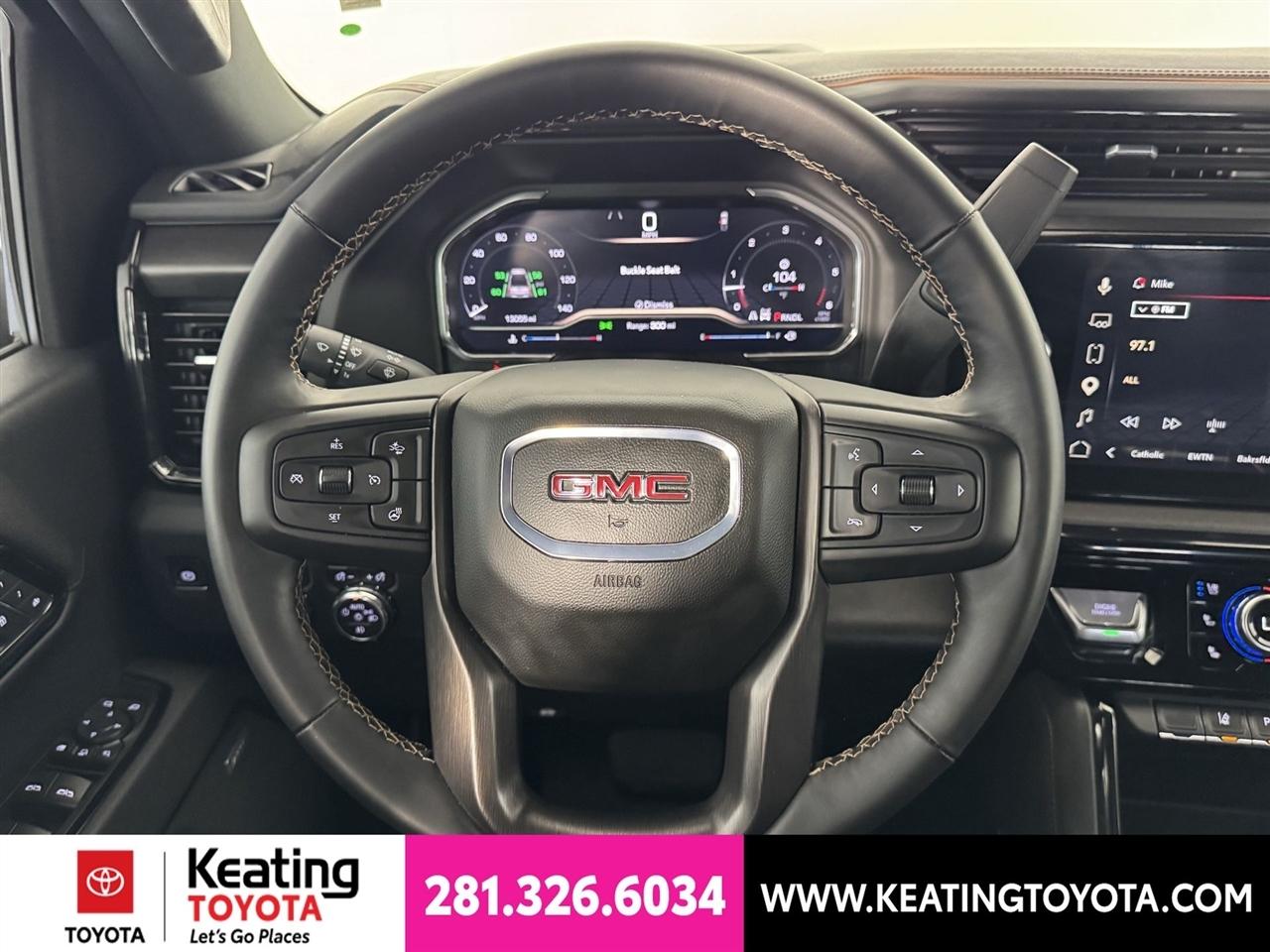 GMC Sierra 2500HD AT4 Crew Cab 4WD 2025