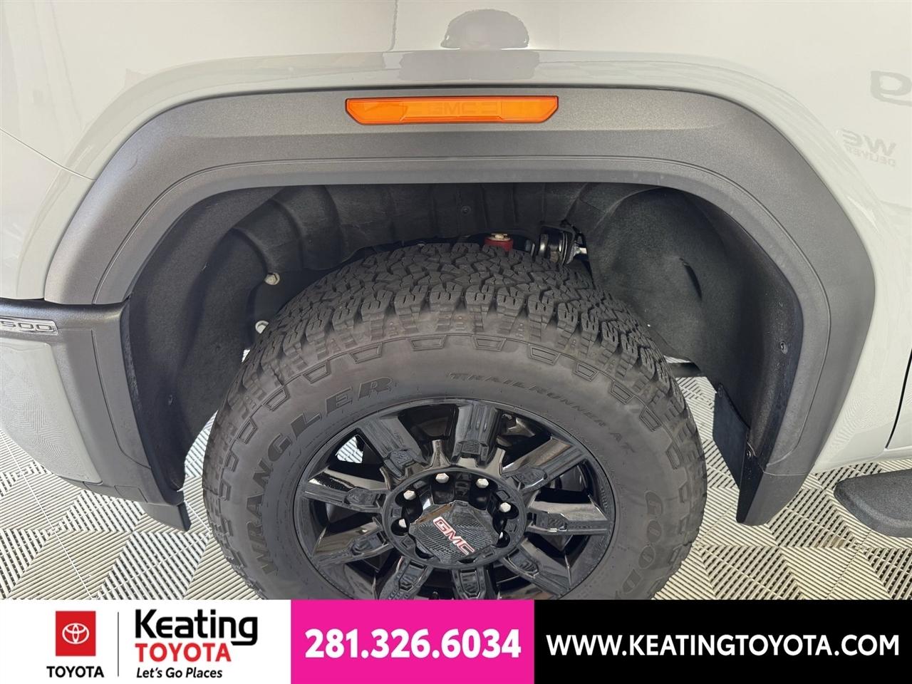 GMC Sierra 2500HD AT4 Crew Cab 4WD 2025