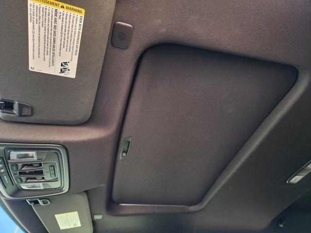 Chevrolet Silverado 1500 LTZ Crew Cab 4WD 2024