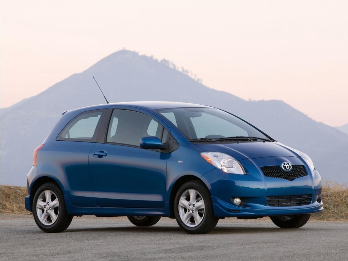 Toyota Yaris Liftback 3-Door AT 2009