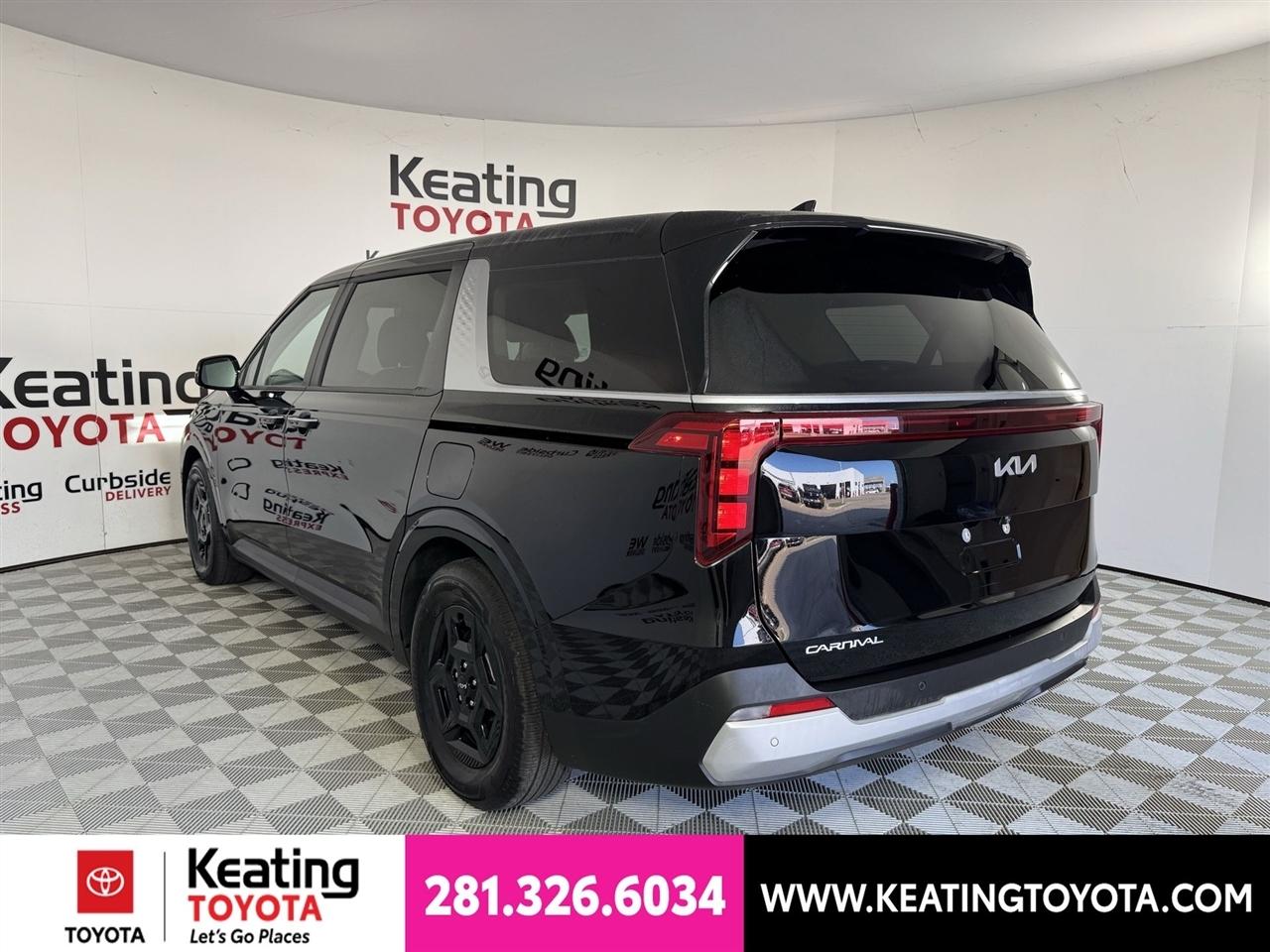 Kia Carnival LX 2025