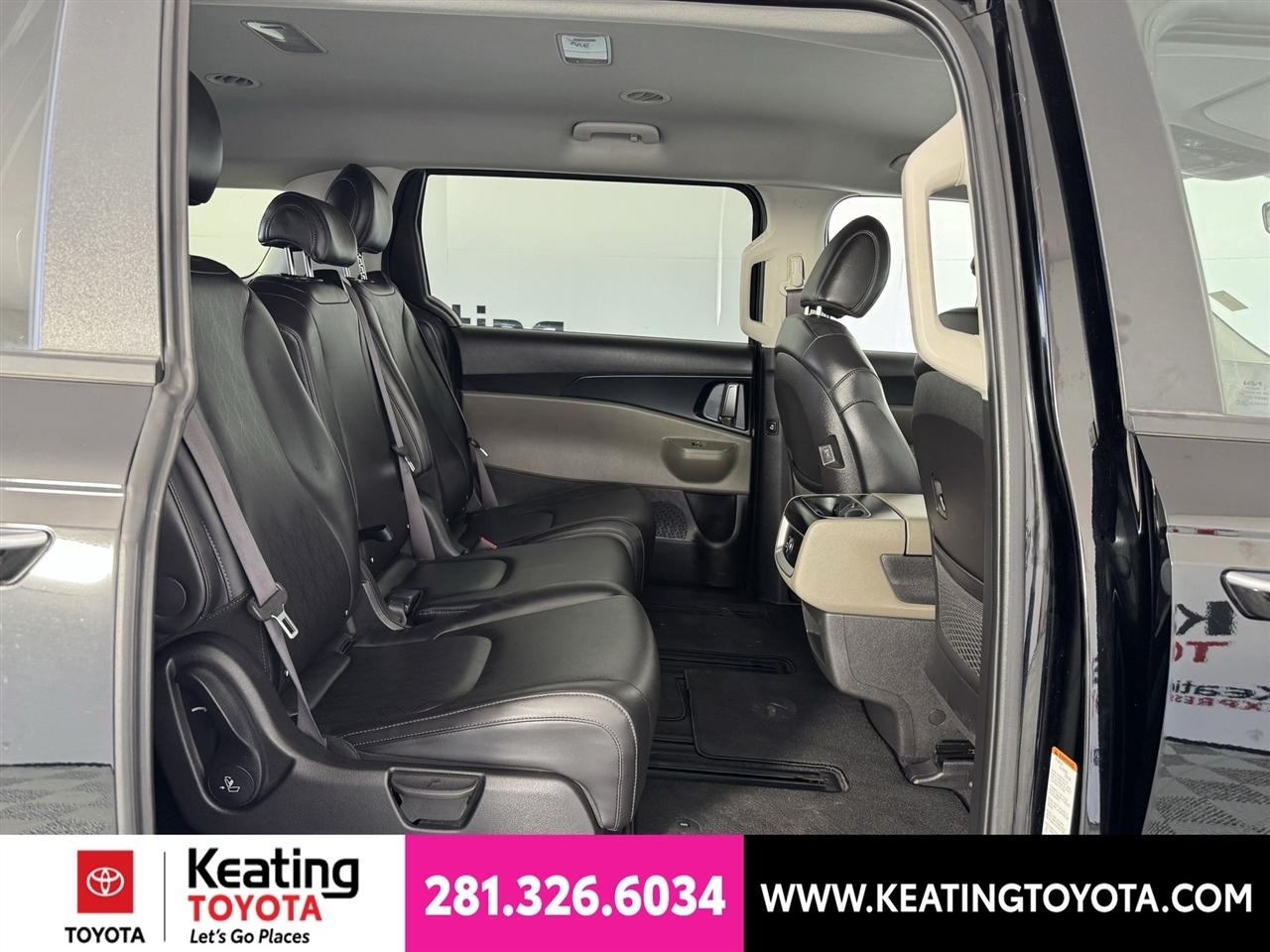 Kia Carnival LX 2025