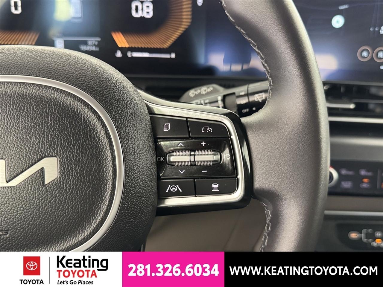 Kia Carnival LX 2025