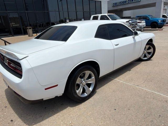 Dodge Challenger SXT 2021