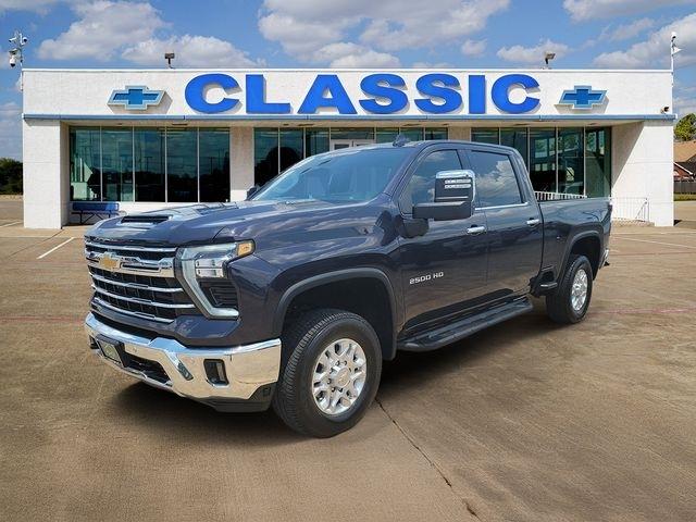 Chevrolet Silverado 2500HD LTZ Crew Cab Long Box 4WD 2024