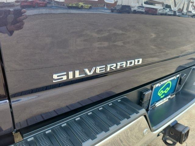 Chevrolet Silverado 2500HD LTZ Crew Cab Long Box 4WD 2024