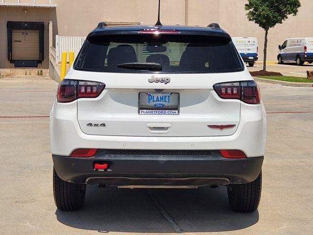 Jeep Compass Trailhawk 2024