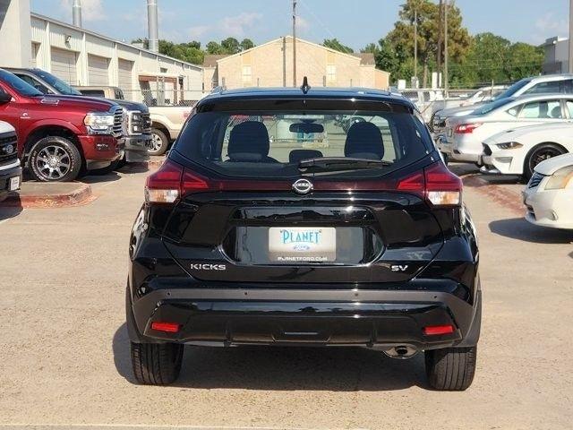 Nissan Kicks SV 2023