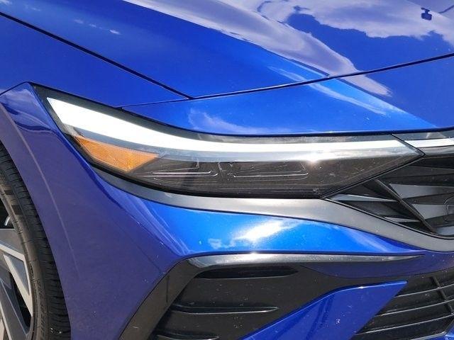 Hyundai Elantra Limited 2025
