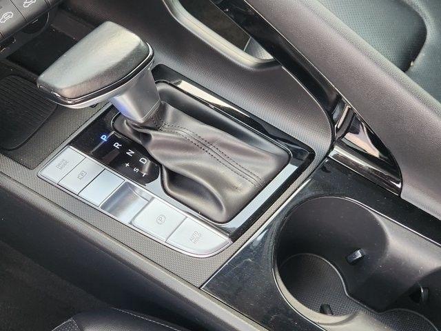 Hyundai Elantra Limited 2025