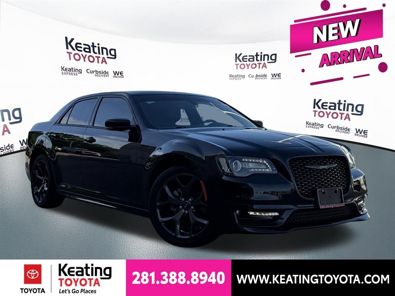 2023 Chrysler 300 Touring L