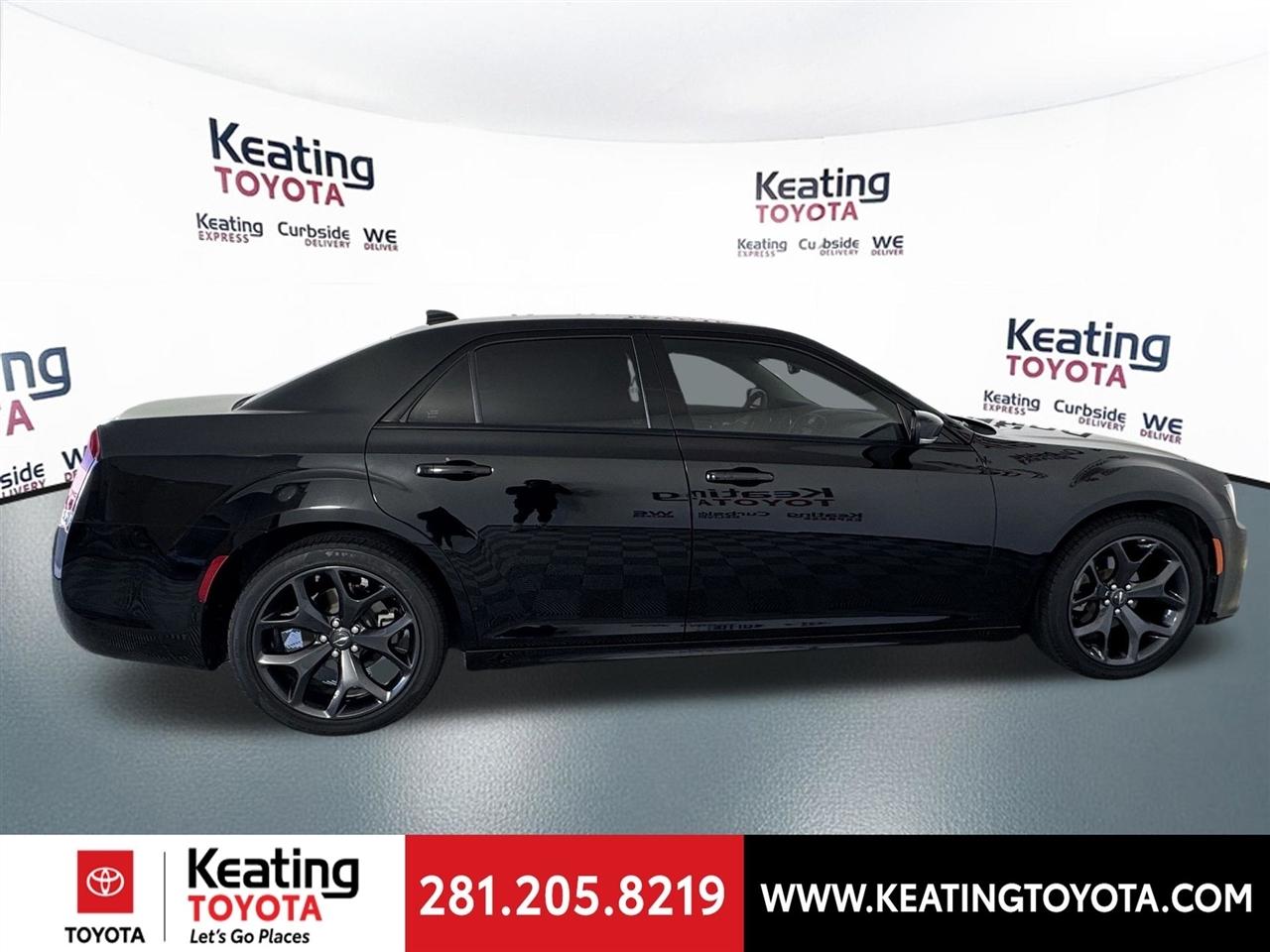 Chrysler 300 Touring L 2023