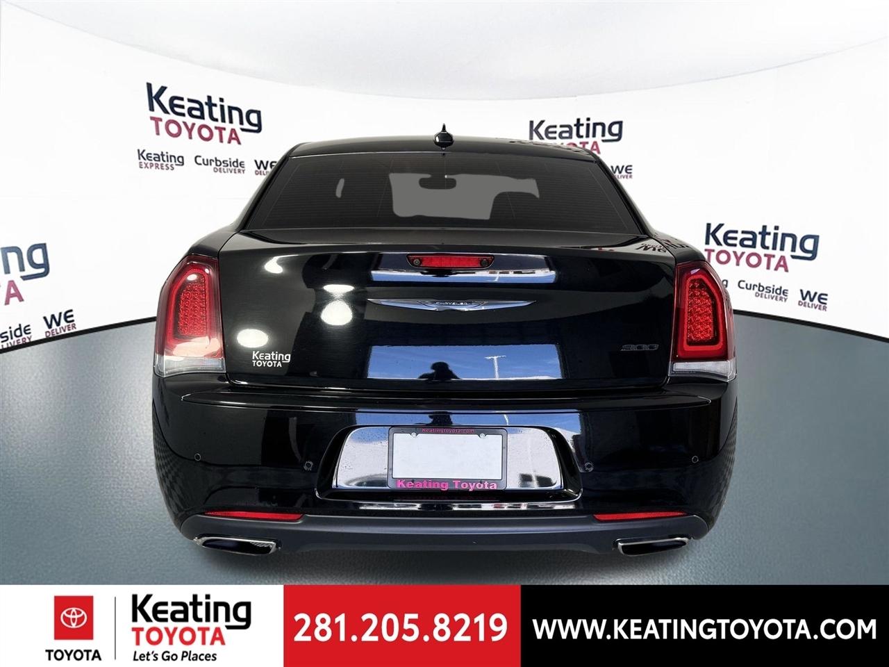 Chrysler 300 Touring L 2023