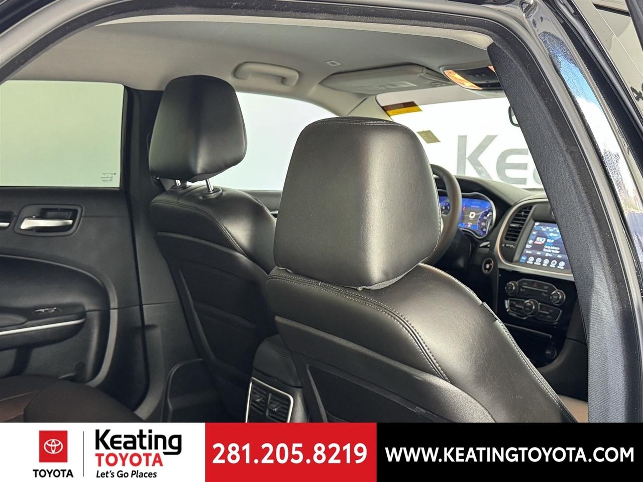 Chrysler 300 Touring L 2023