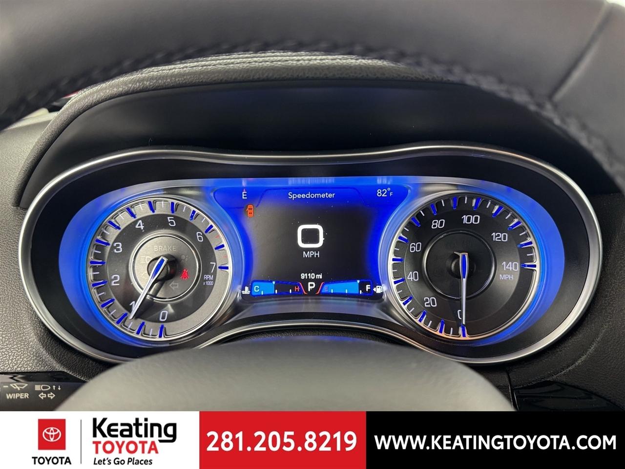 Chrysler 300 Touring L 2023