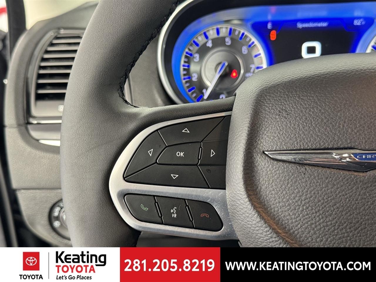 Chrysler 300 Touring L 2023