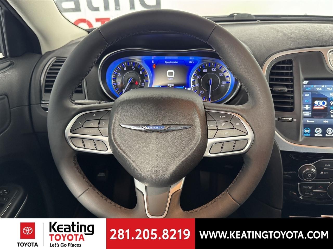 Chrysler 300 Touring L 2023