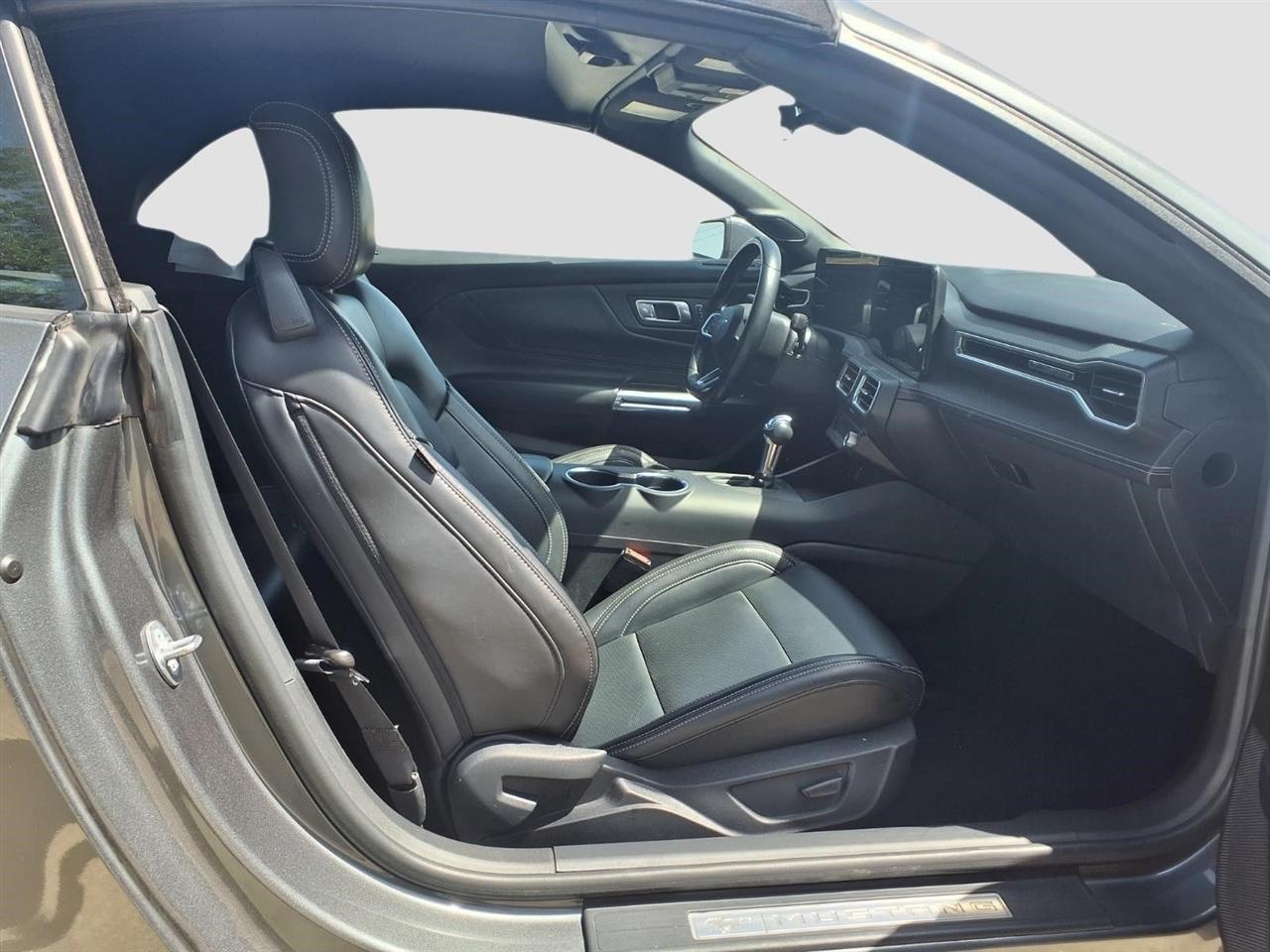 Ford Mustang EcoBoost Premium Convertible 2025