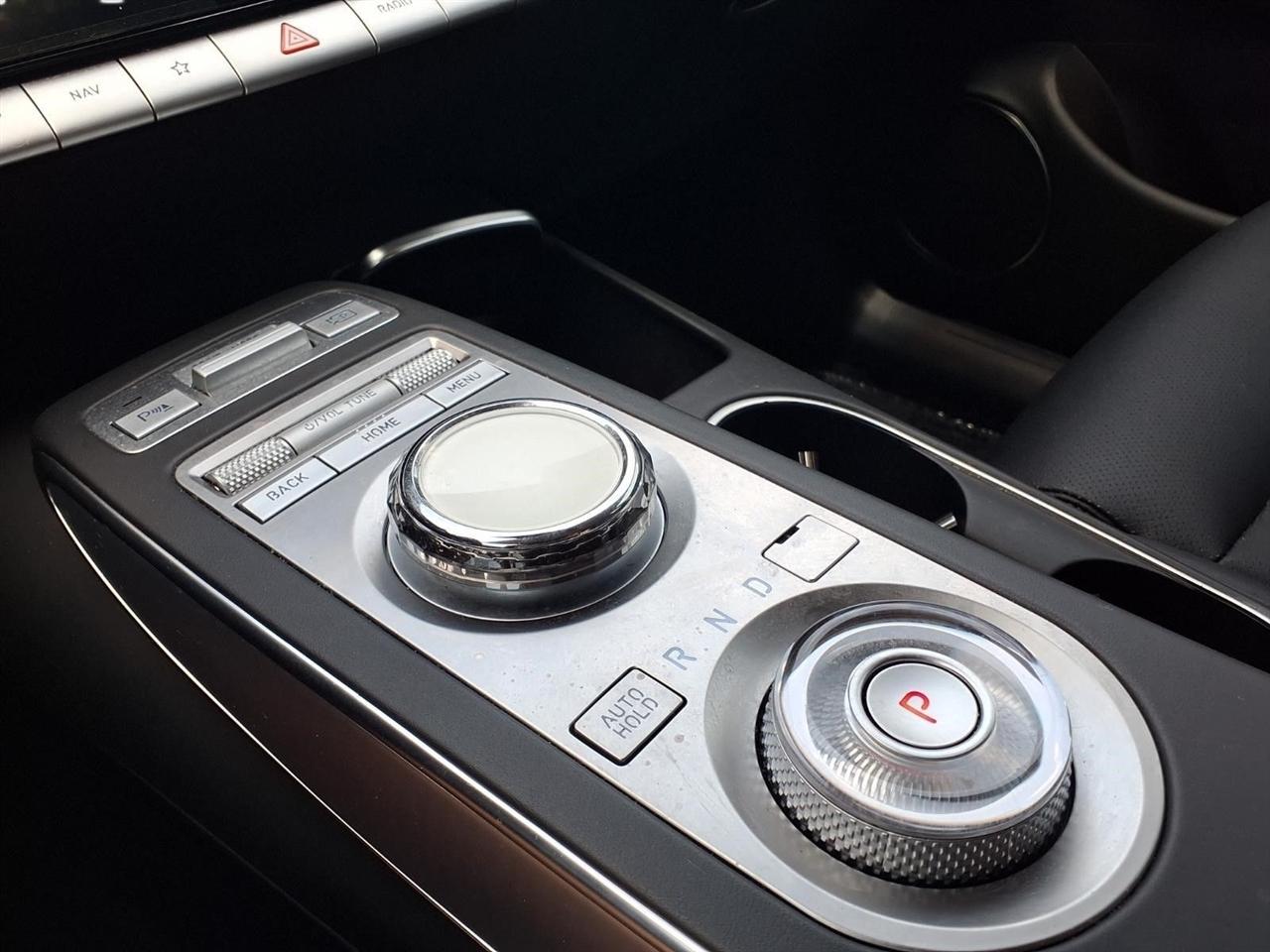 Genesis GV70 2.5T 2025