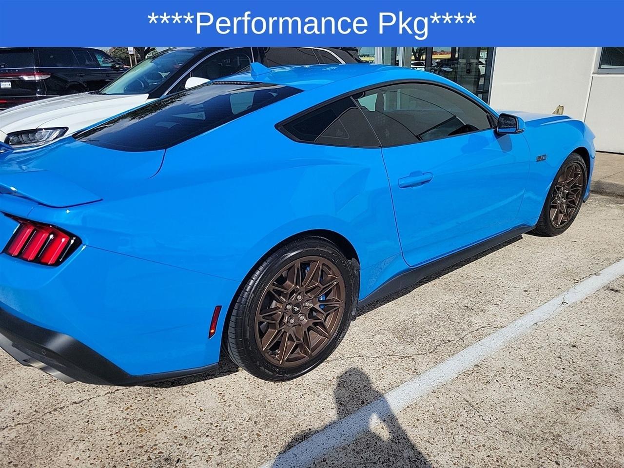 Ford Mustang GT Premium Coupe 2024
