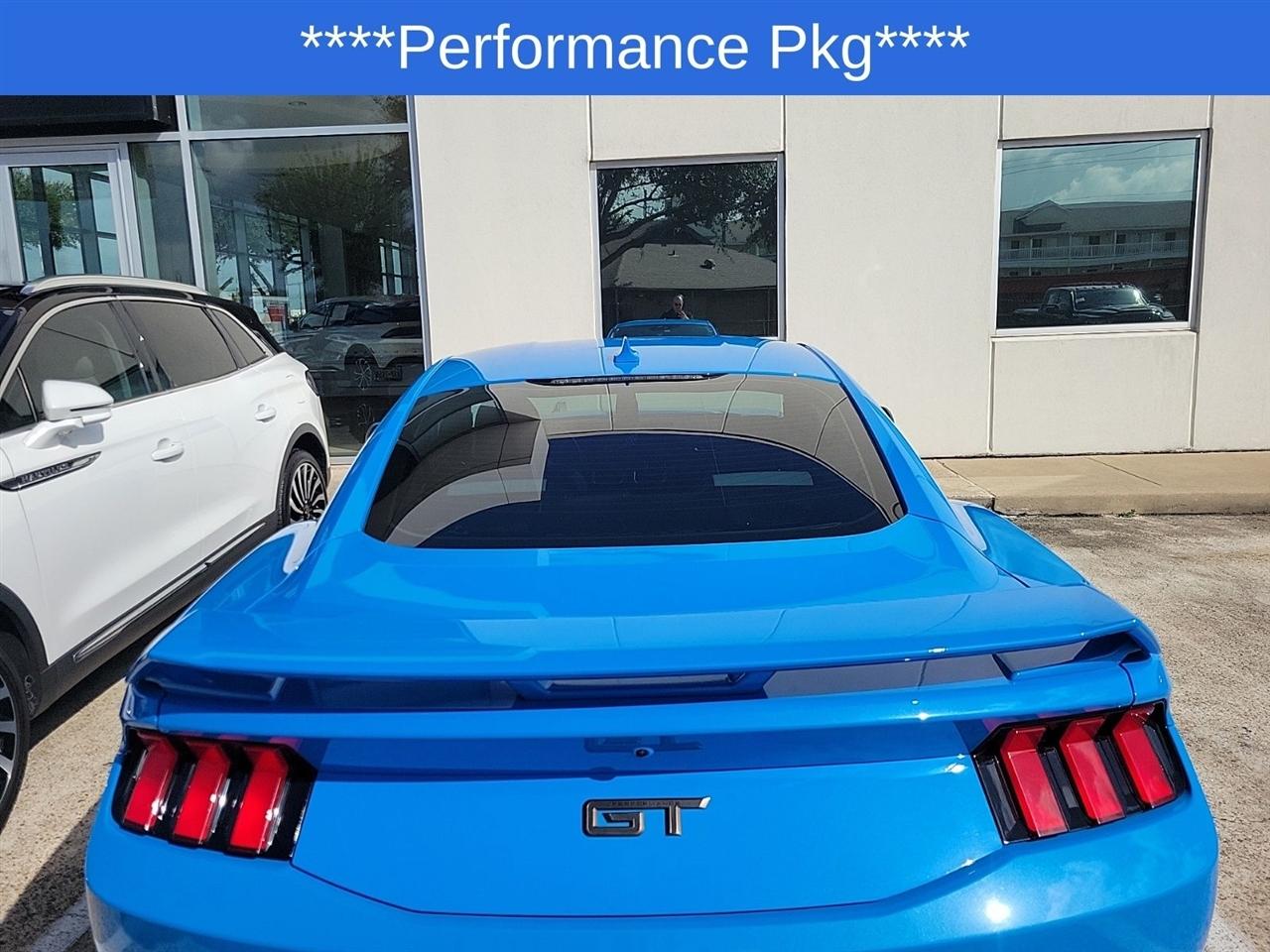 Ford Mustang GT Premium Coupe 2024