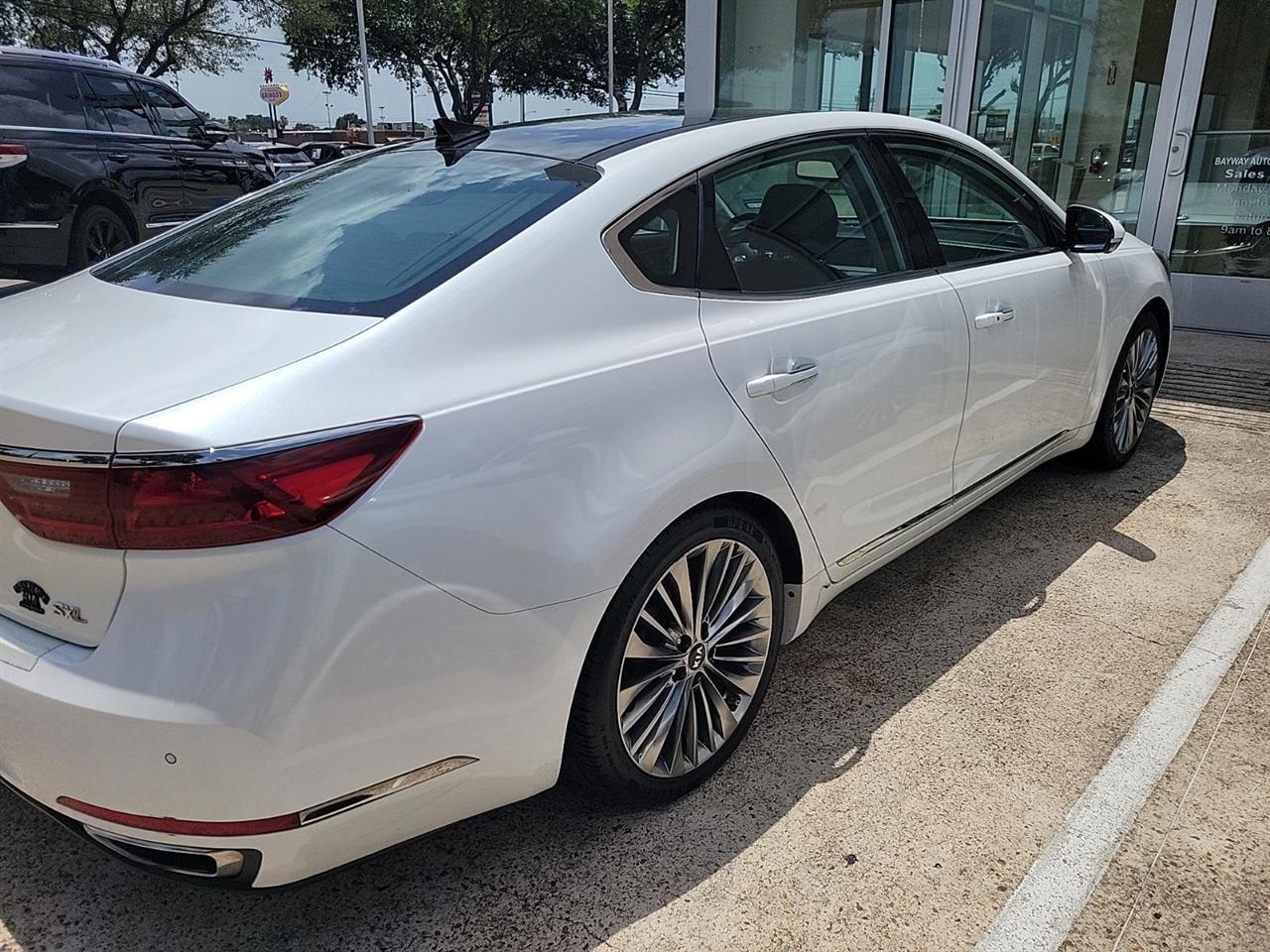 Kia Cadenza Limited 2017